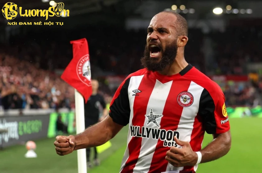 Bryan Mbeumo thi đấu bùng nổ trong màu áo Brentford