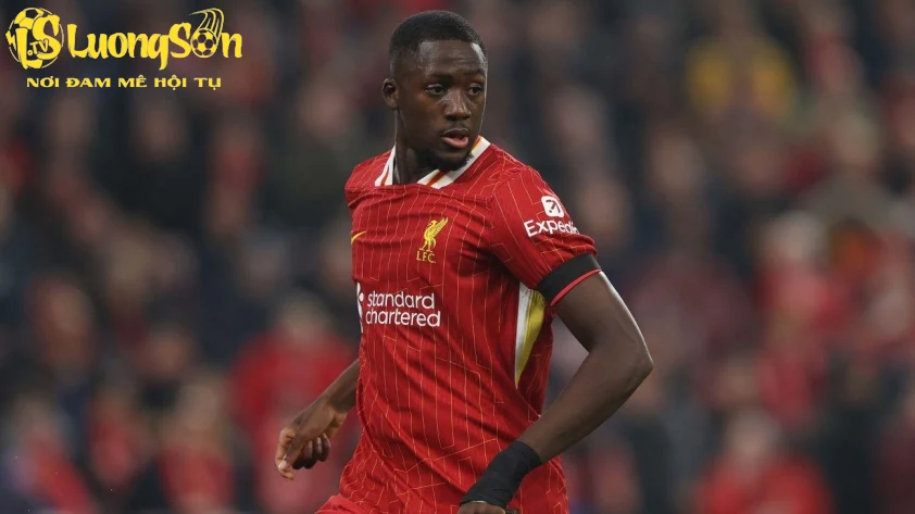 Konate nổi lên như một trong những trung vệ xuất sắc nhất Liverpool (ảnh: ESPN).
