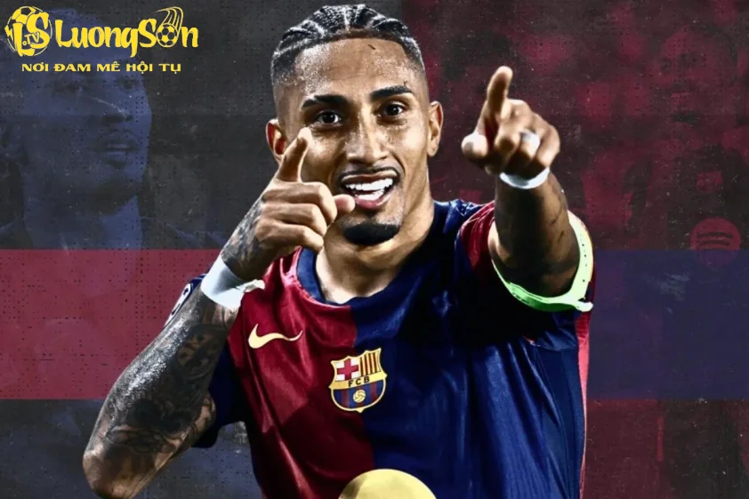 Tiền đạo Raphinha tiếp tục gia hạn hợp đồng với Barca
